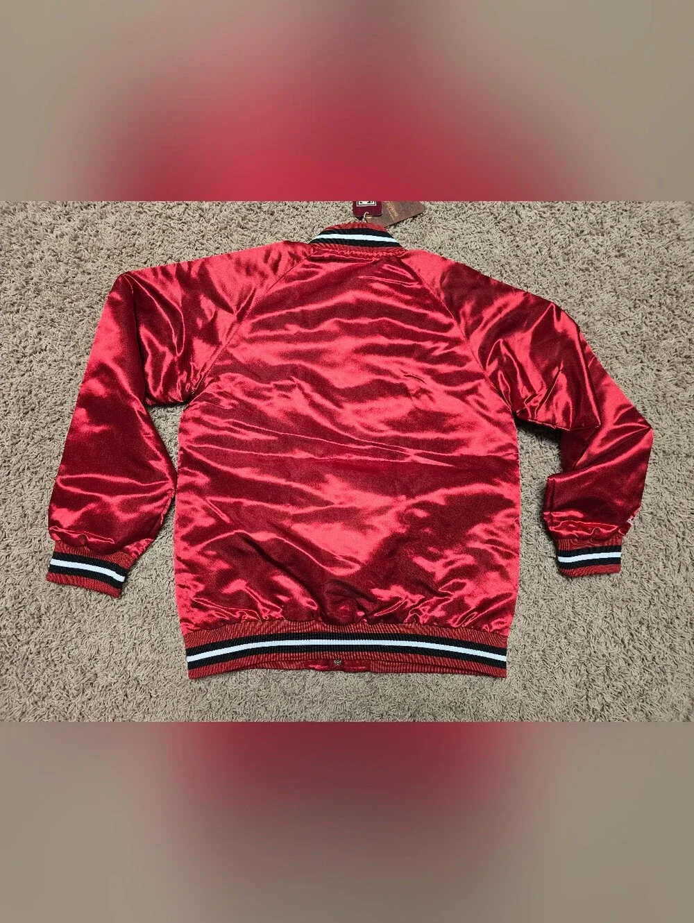 Mitchell & Ness Chicago Bulls Red Hardwood Classics Lightweight Satin Jacket